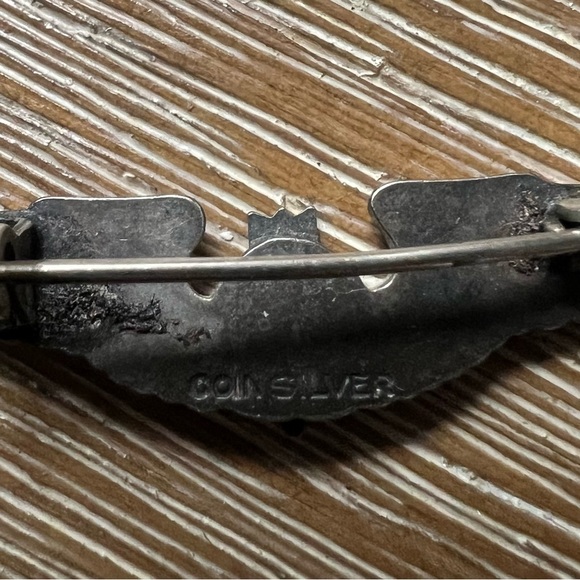 Coin Silver Wings Pin - Picture 3 of 3